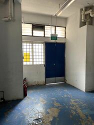 Mayflower Shopping & Food Centre (D20), Shop House #462653121